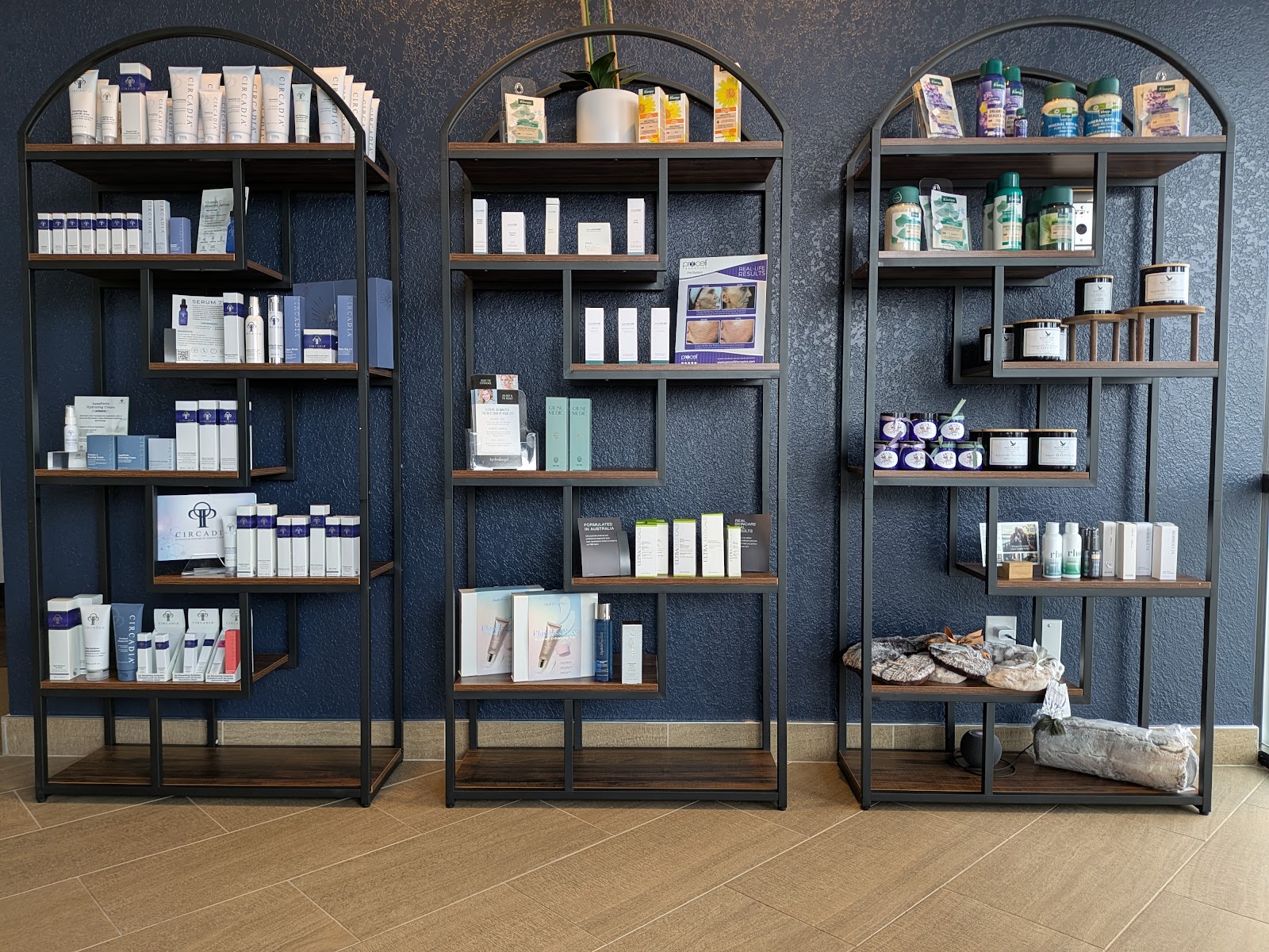 Cedar & Magnolia Day Spa + Med Spa nail photo 5